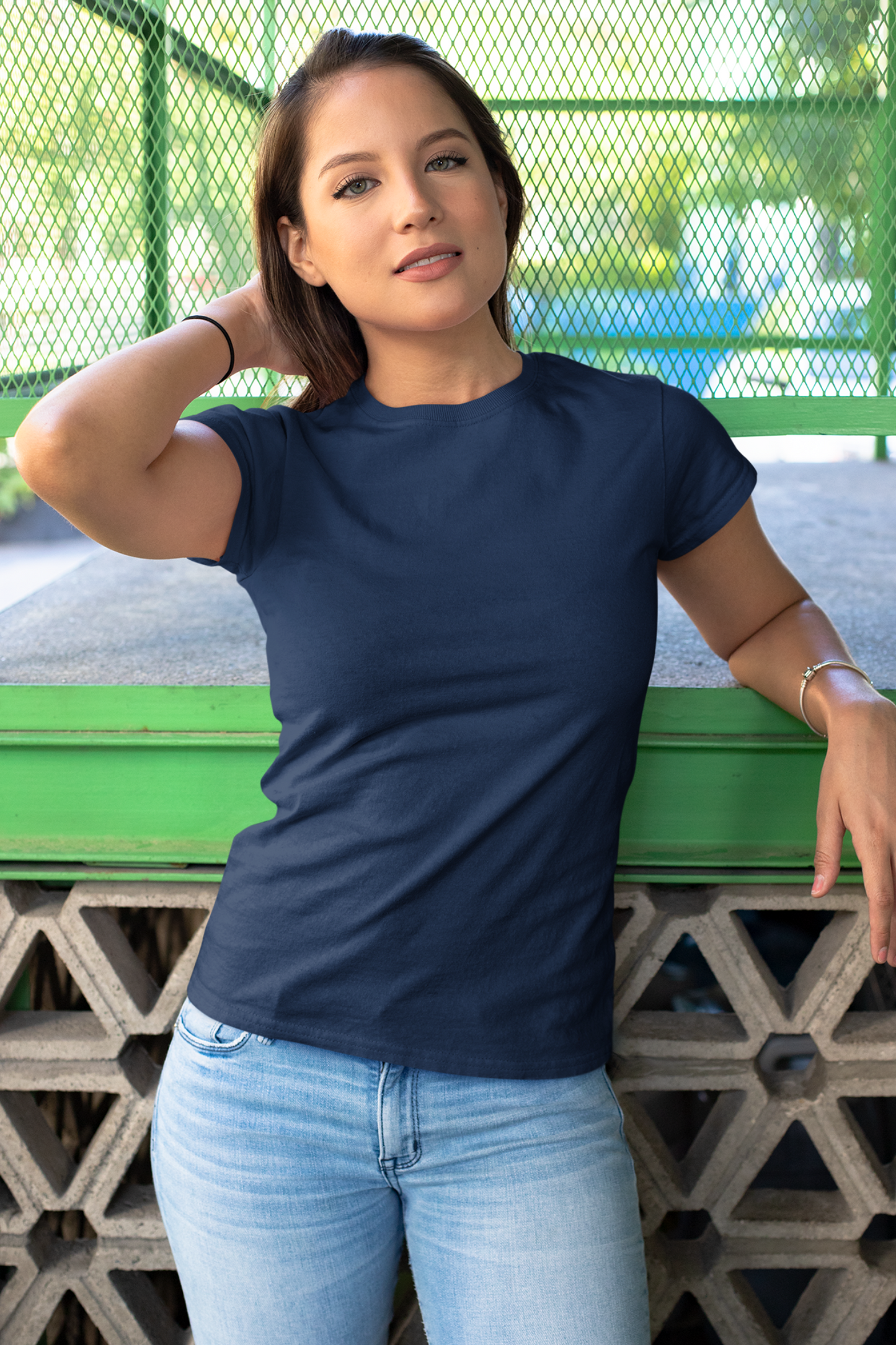 plain navy blue crew neck t-shirt for women - nautunkee.com