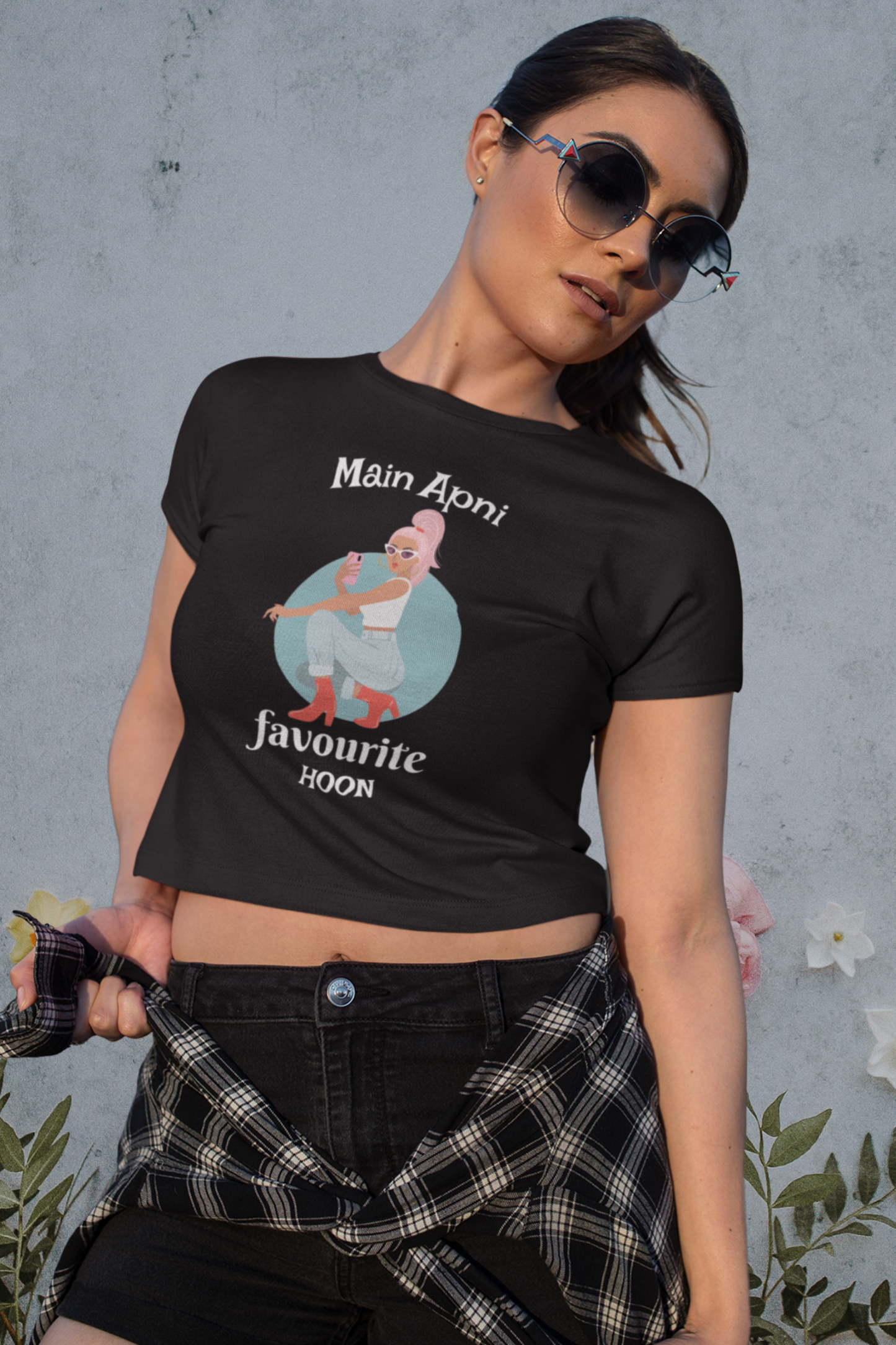 Main Apni Favourite Hoon | Black Crop Top For Women