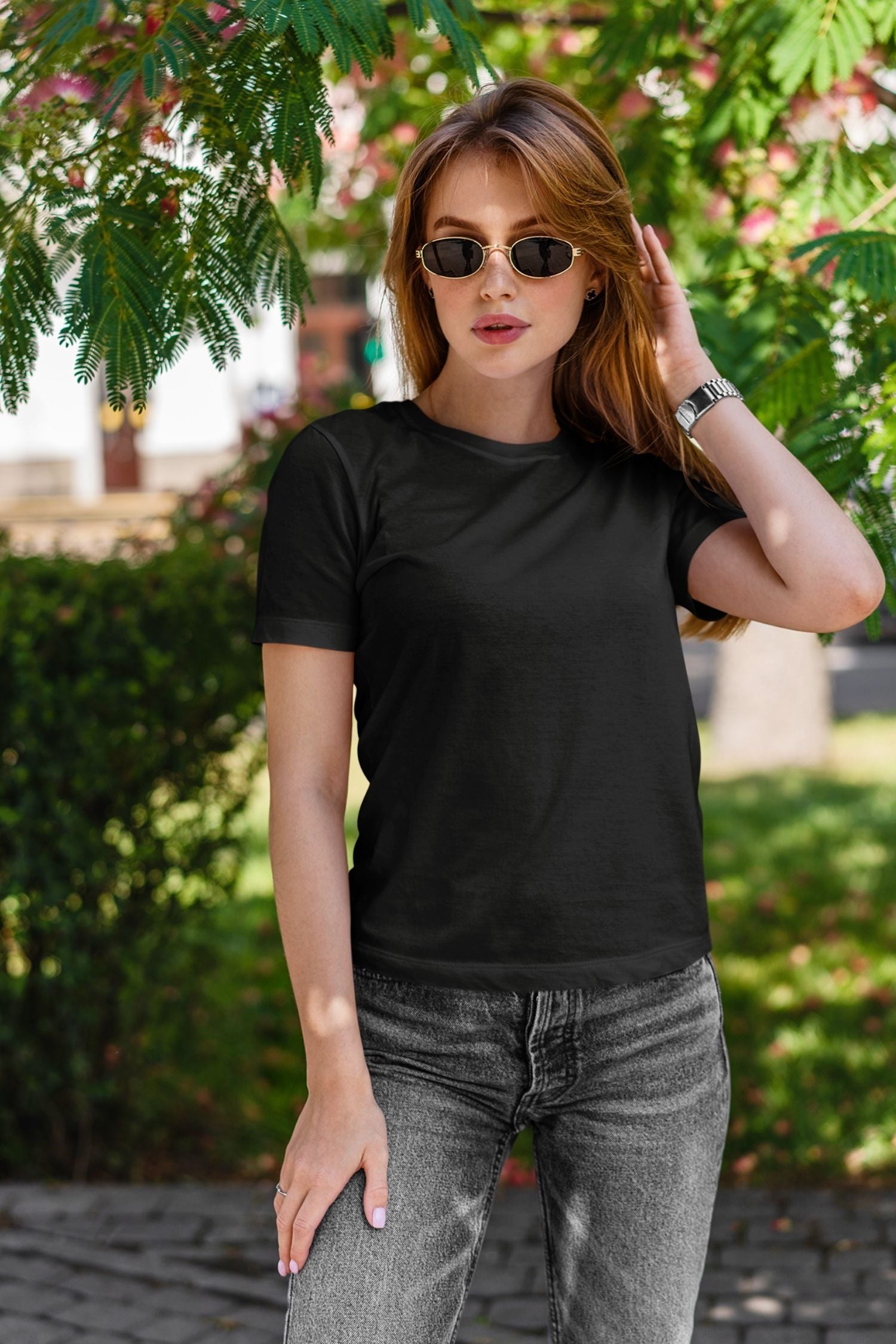 Plain Black Women Half Sleeves Round Neck T-Shirt – Nautunkee